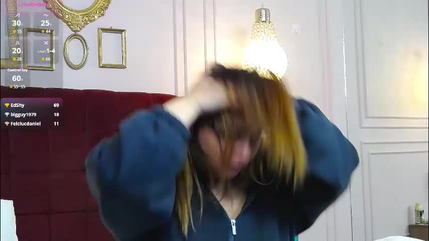 kelly_bliss Adult Chat December 1, 2025