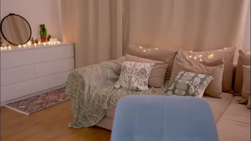 silent_chill Adult Chat December 1, 2025