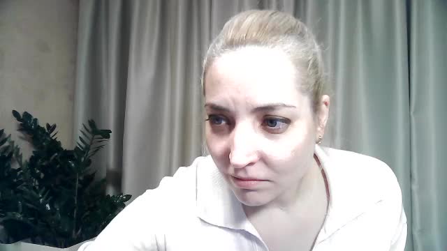 mariska-kiska Adult Chat December 1, 2025