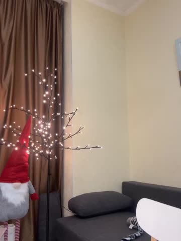 Polli_Kiss Adult Chat December 1, 2025