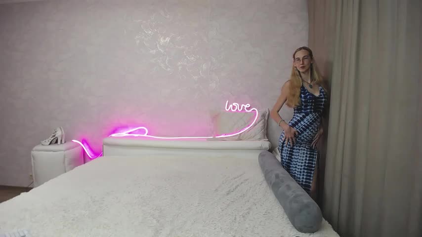 KlaryBrait Adult Chat December 1, 2025