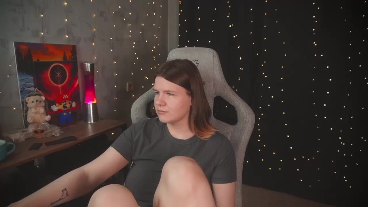 cutesoneckaaa Adult Chat December 1, 2025