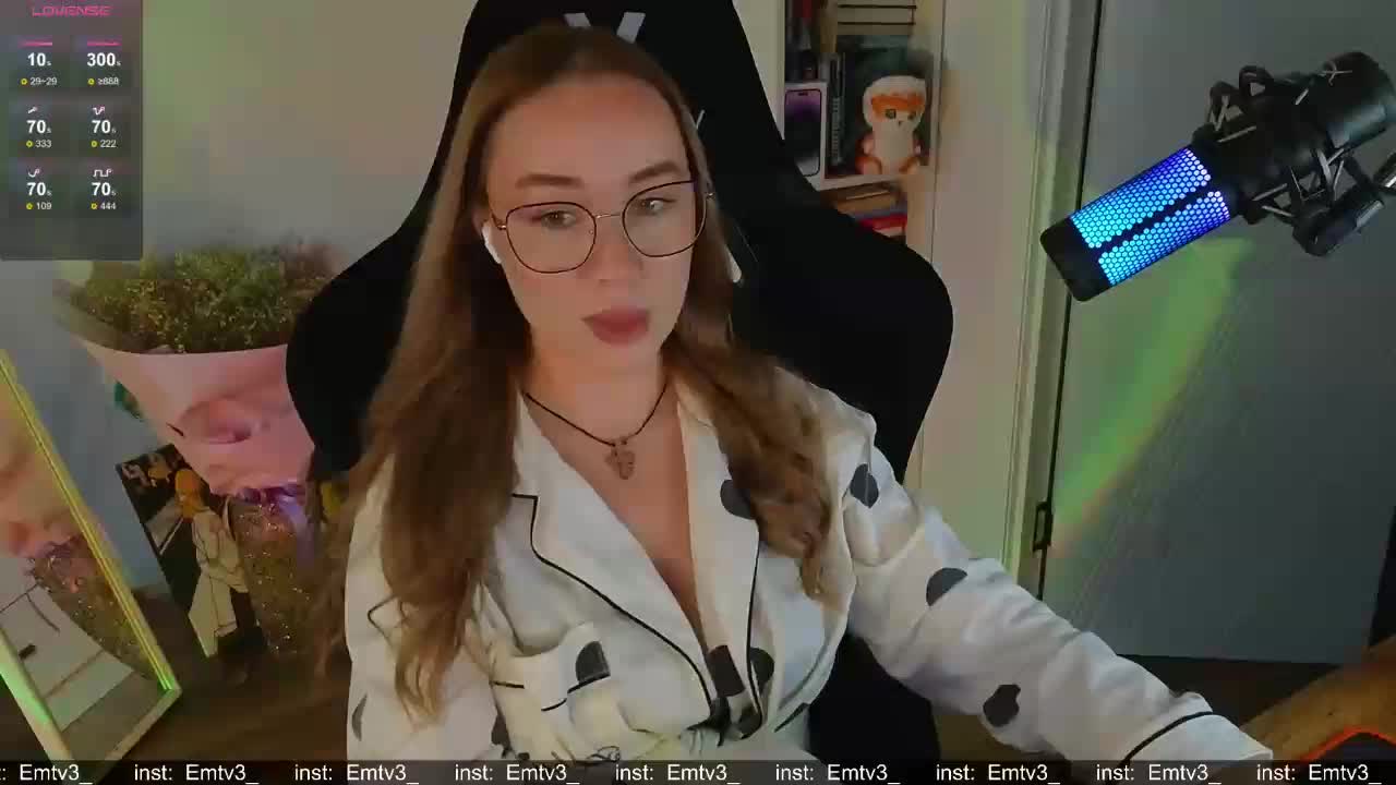 Emili1- Adult Chat December 1, 2025