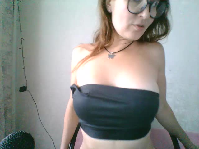 Yuliya333 Adult Chat December 1, 2025