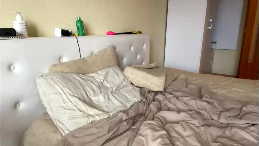 shyredstar Adult Chat December 1, 2025