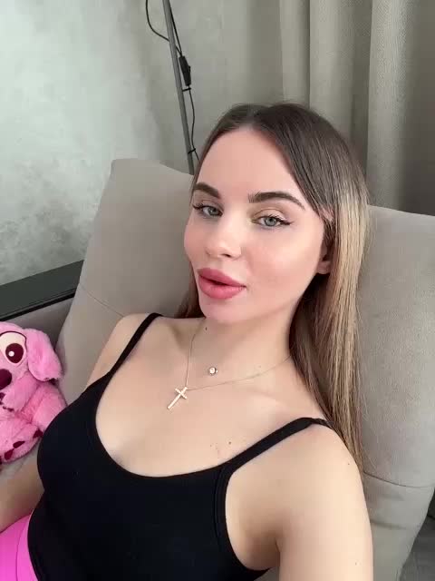 LedyMiya Adult Chat December 1, 2025