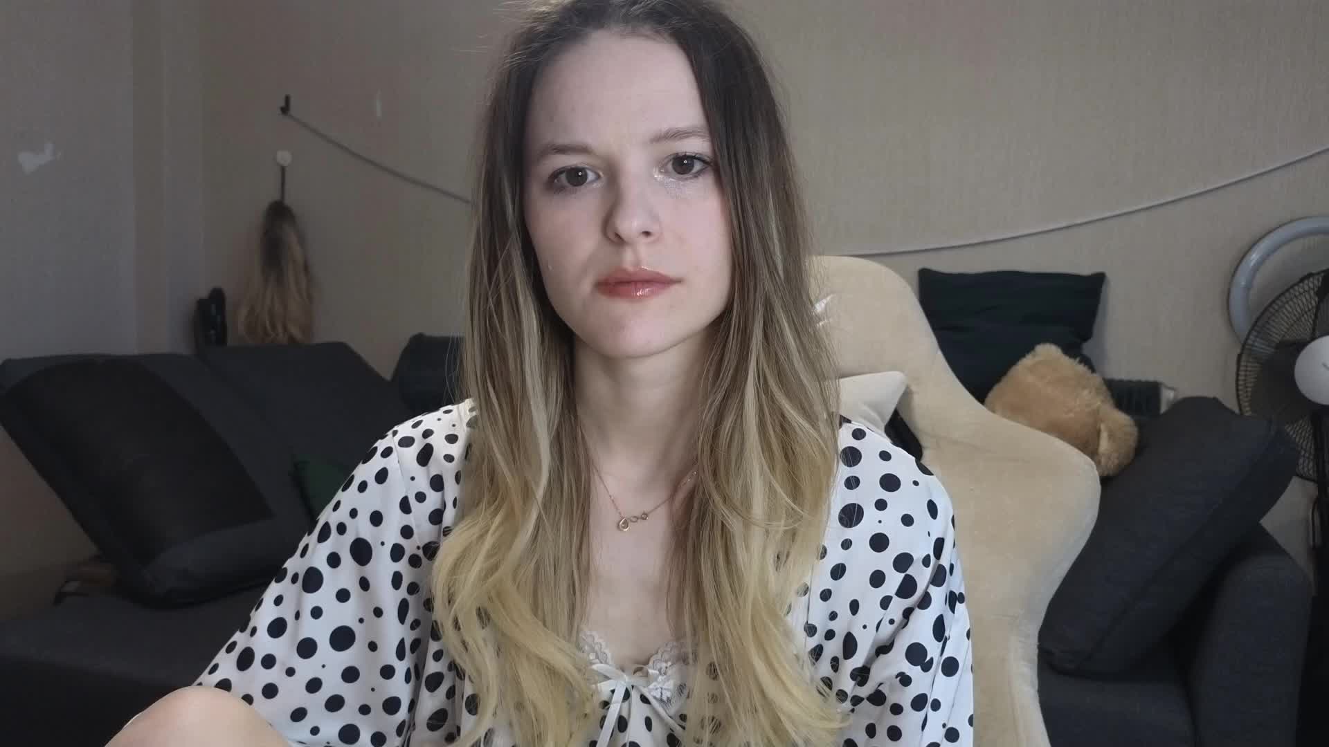 mali- Adult Chat December 1, 2025