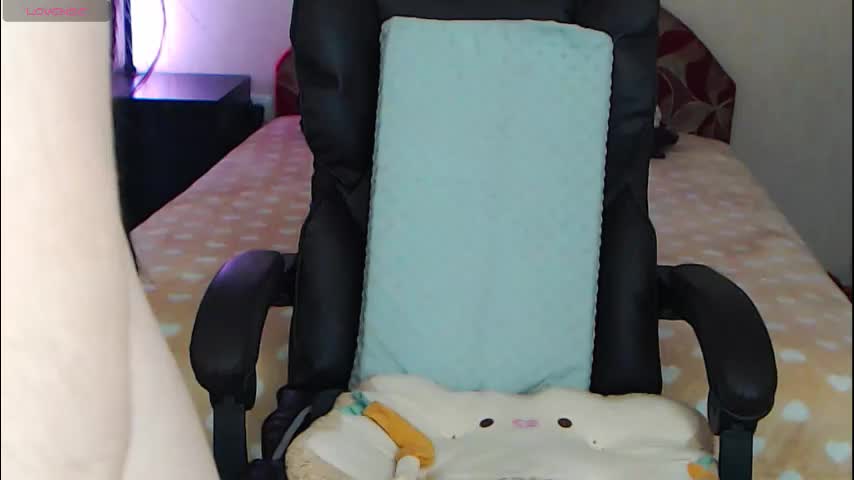 sports_woman5 Adult Chat December 1, 2025