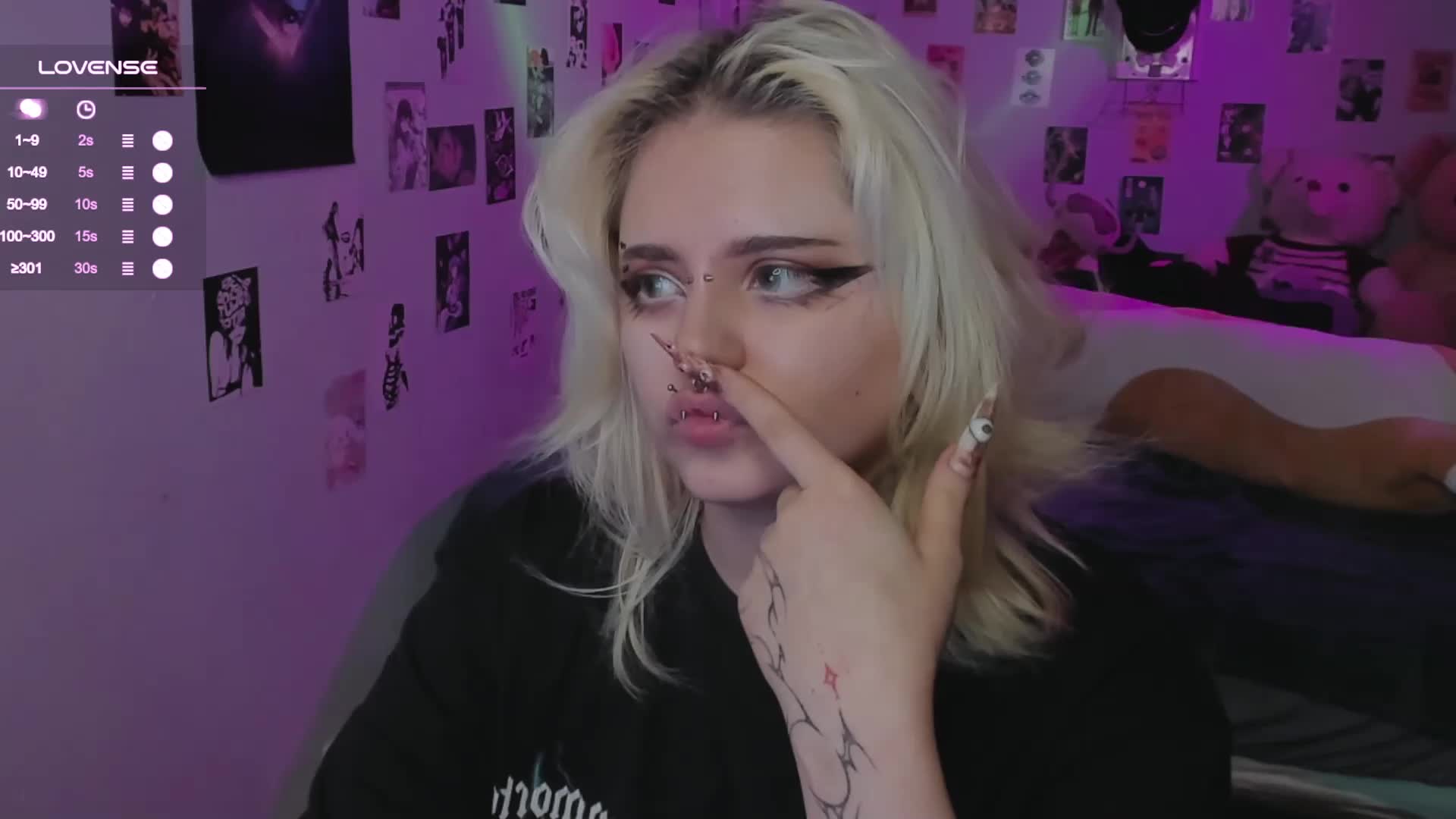 BOPOBKA-TOKEHOB Adult Chat December 1, 2025