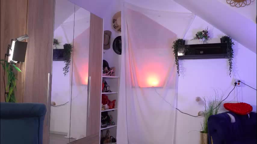 artofboobs Adult Chat December 1, 2025