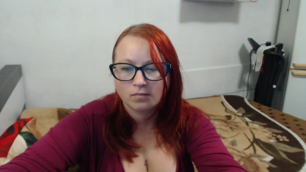 Lilia4joy Adult Chat December 1, 2025