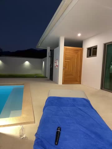 JuicyFruits93 Adult Chat December 1, 2025