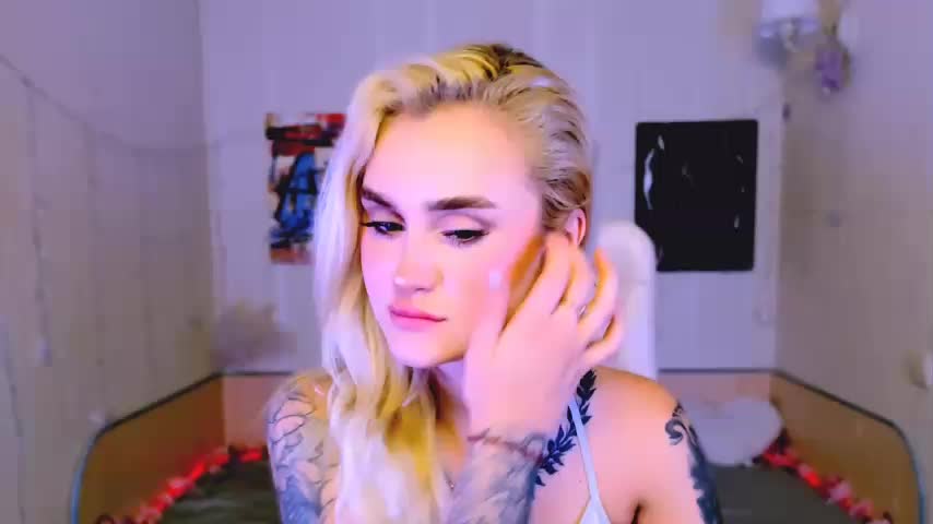 Ravenaaaa Adult Chat December 1, 2025