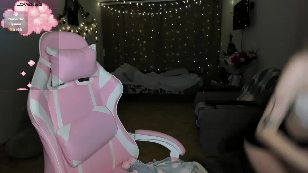 Polikinesis Adult Chat December 1, 2025