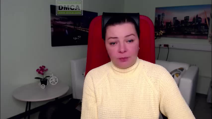 lily_flower7_ Adult Chat December 1, 2025