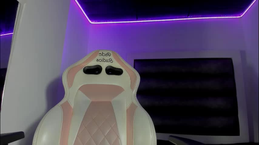 emma__js_ Adult Chat December 1, 2025