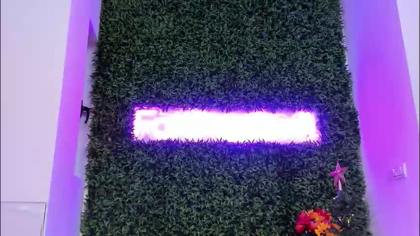 hotfallingdevil Adult Chat December 1, 2025