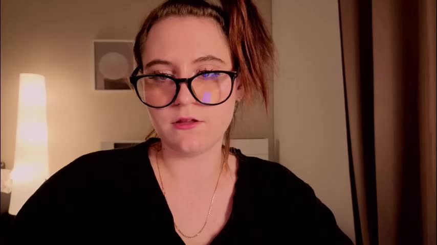 diana_floweri Adult Chat December 1, 2025