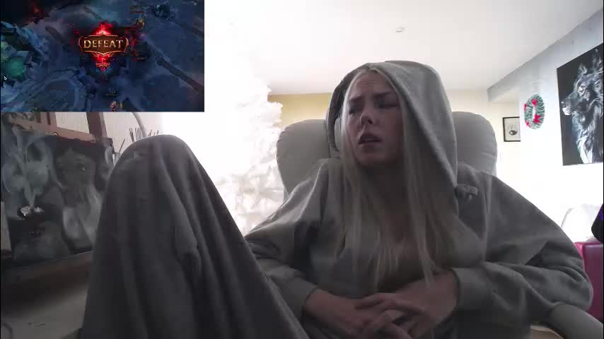 tinykylie Adult Chat December 1, 2025