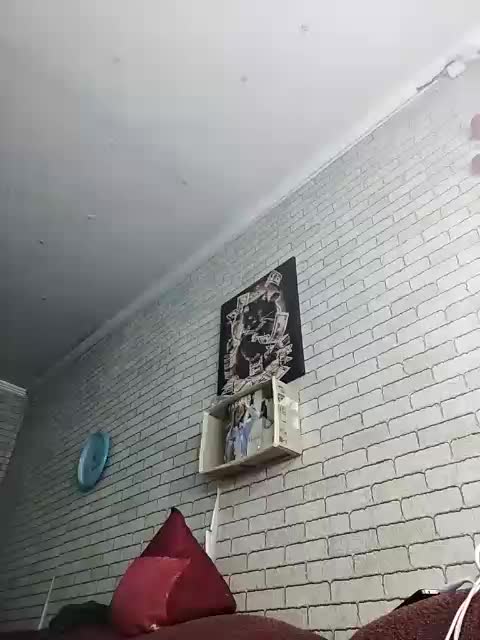 Lina-a-13 Adult Chat December 1, 2025