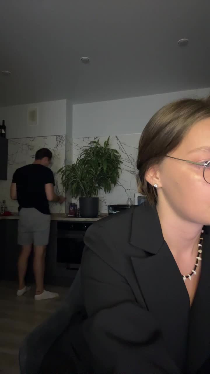 Tom-and-Jenny Adult Chat December 2, 2025