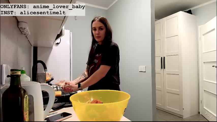 anime_baby22 Adult Chat December 2, 2025