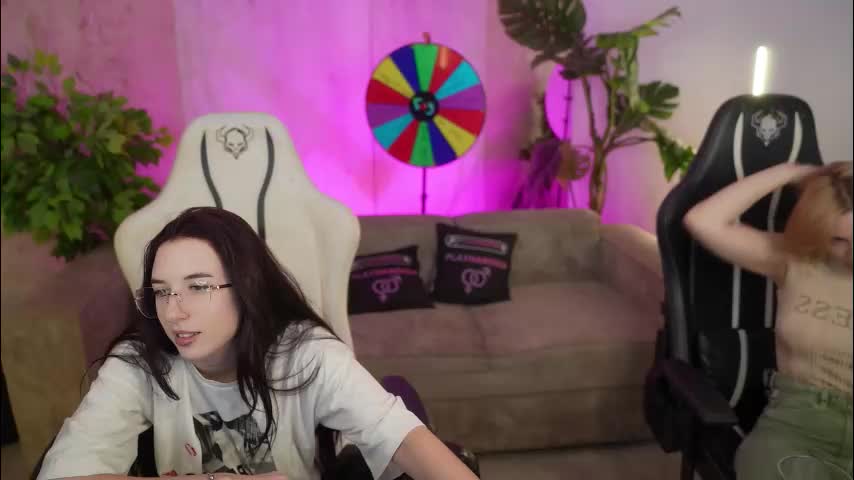 anabel2054 Adult Chat December 2, 2025