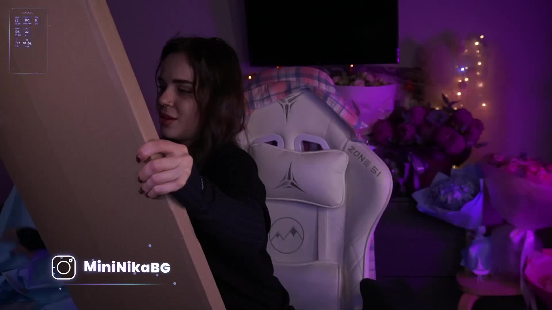 MiniNika Adult Chat December 2, 2025