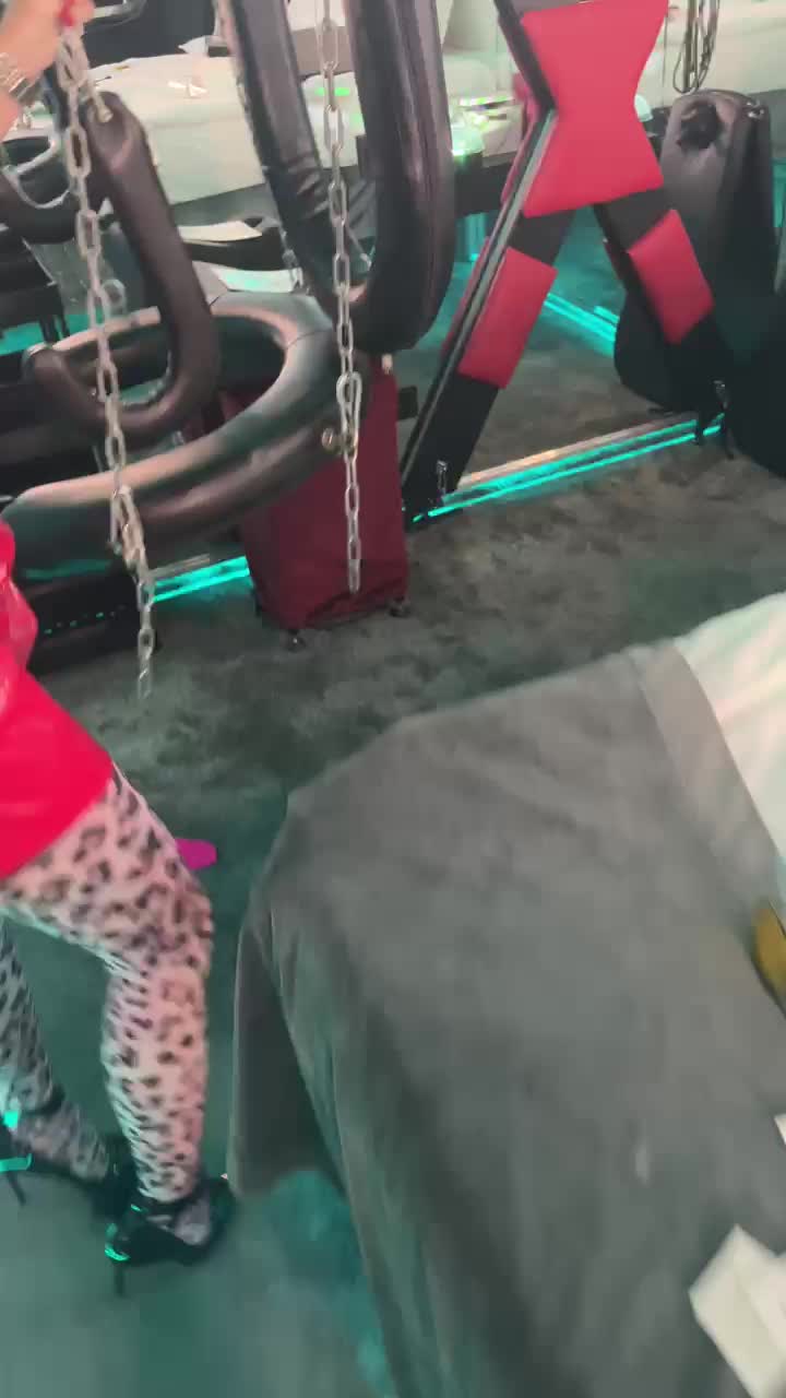 ShowTwins Adult Chat December 2, 2025