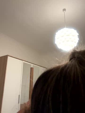 nicole_98 Adult Chat December 2, 2025