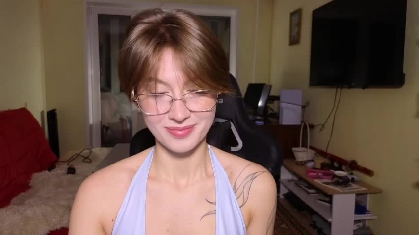 MalvinaBlum Adult Chat December 2, 2025