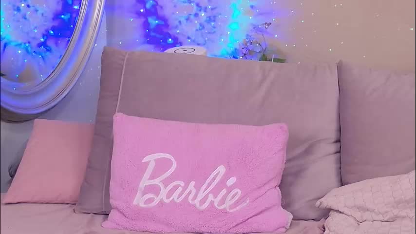 caitlinmoon Adult Chat December 1, 2025