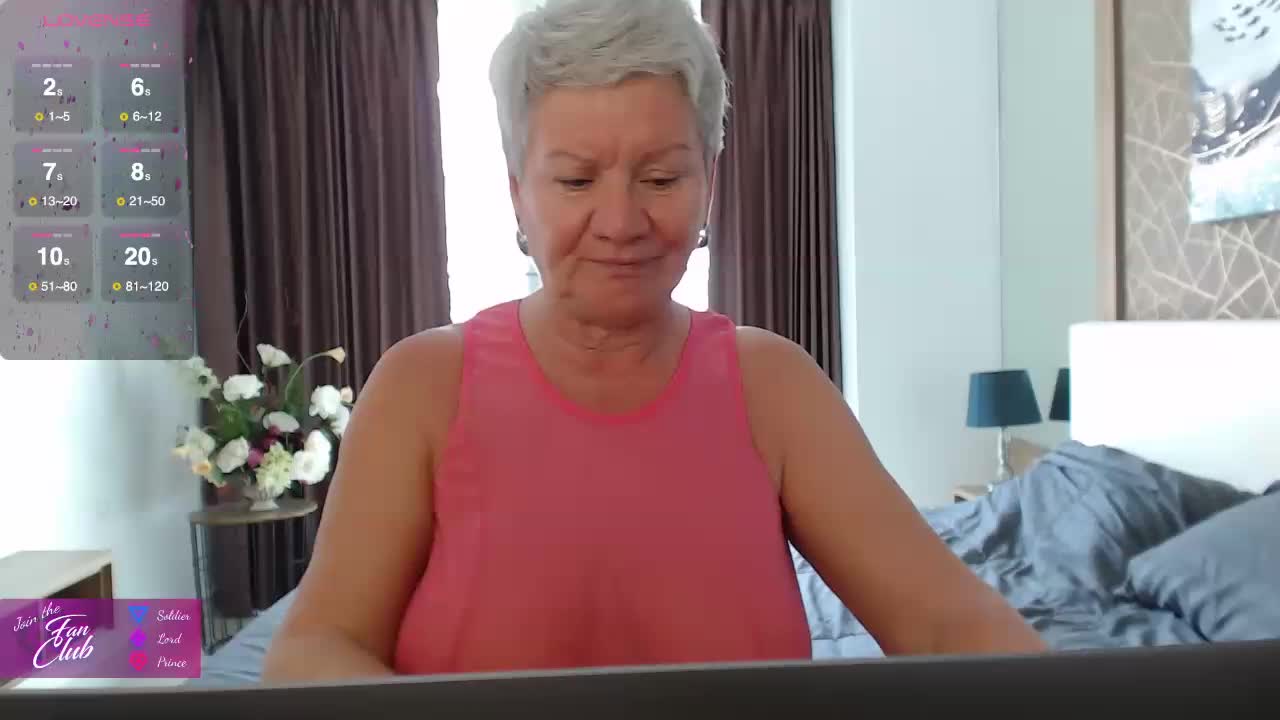 roxana-brooks Adult Chat December 2, 2025