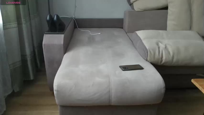 Milaa1998 Adult Chat December 2, 2025