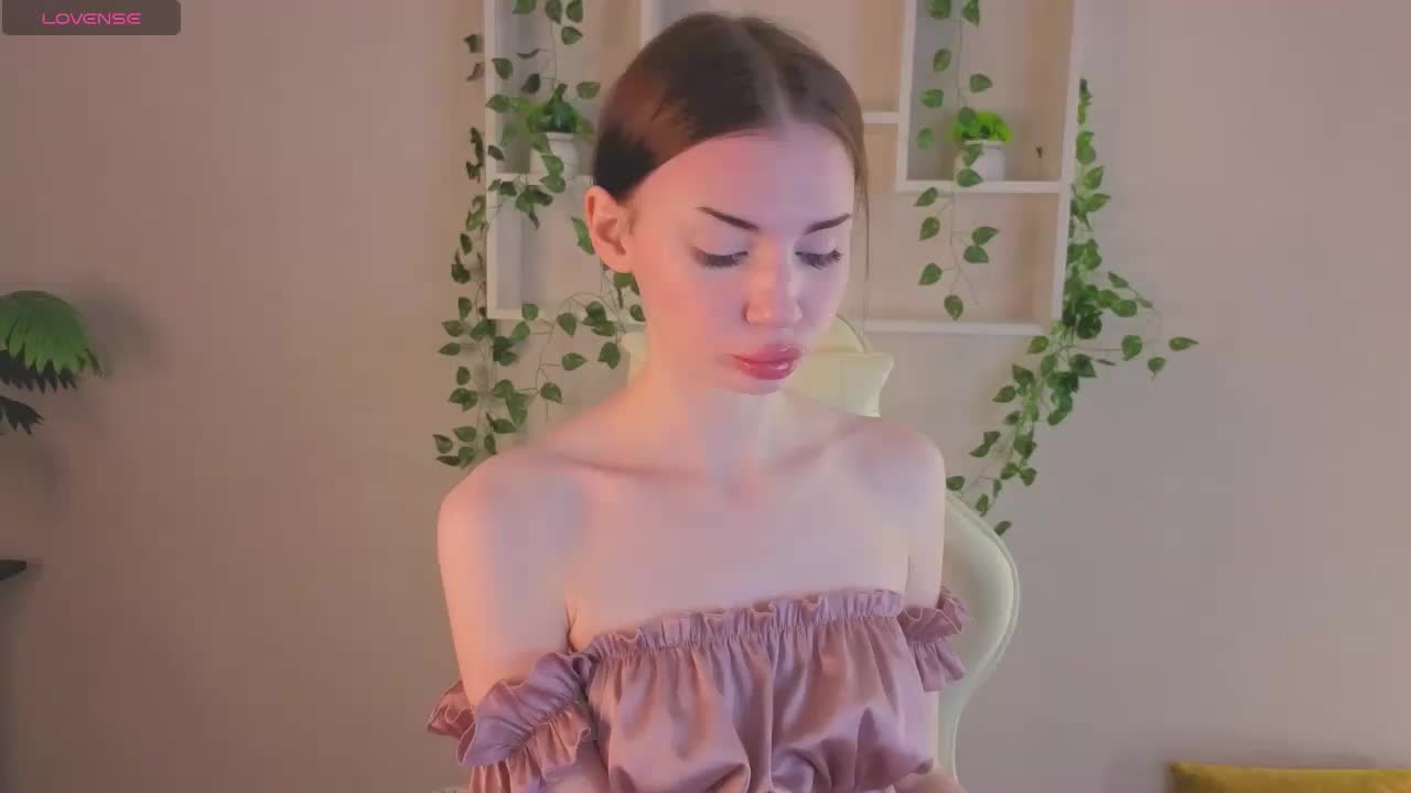 JennieHunter Adult Chat December 2, 2025