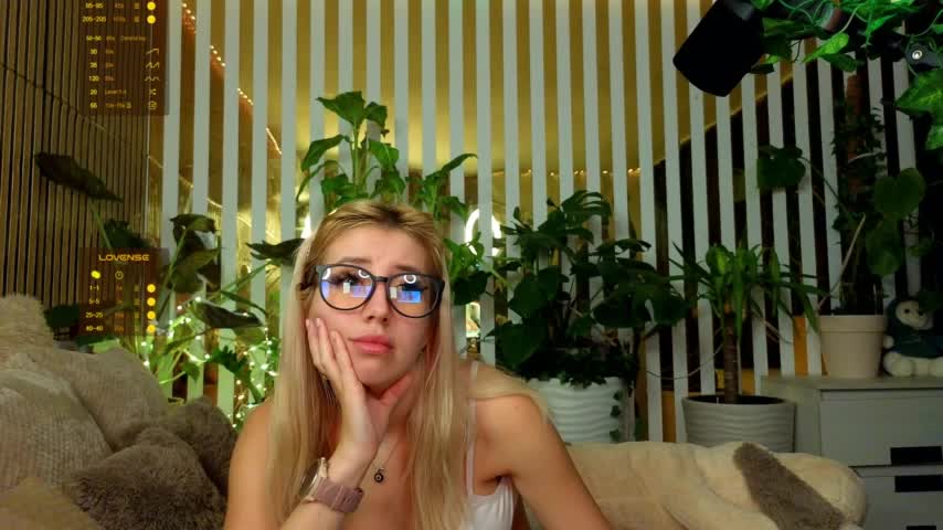 FlowwwerGirl Adult Chat December 2, 2025