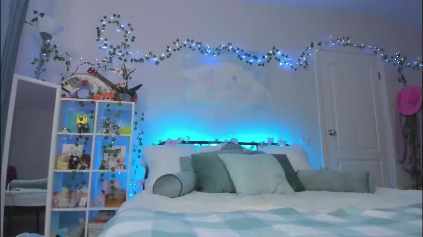 zoey_lane Adult Chat December 2, 2025