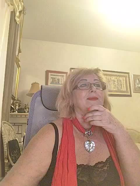 KarinkaSweet Adult Chat December 2, 2025