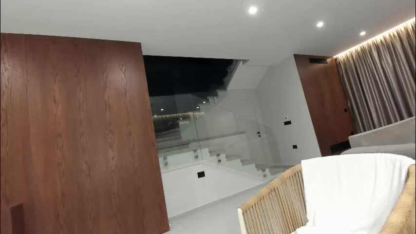 ehotlovea Adult Chat December 2, 2025