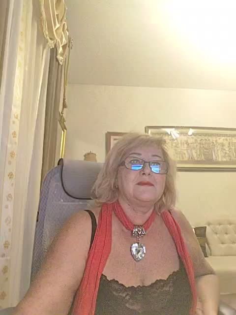 KarinkaSweet Adult Chat December 2, 2025