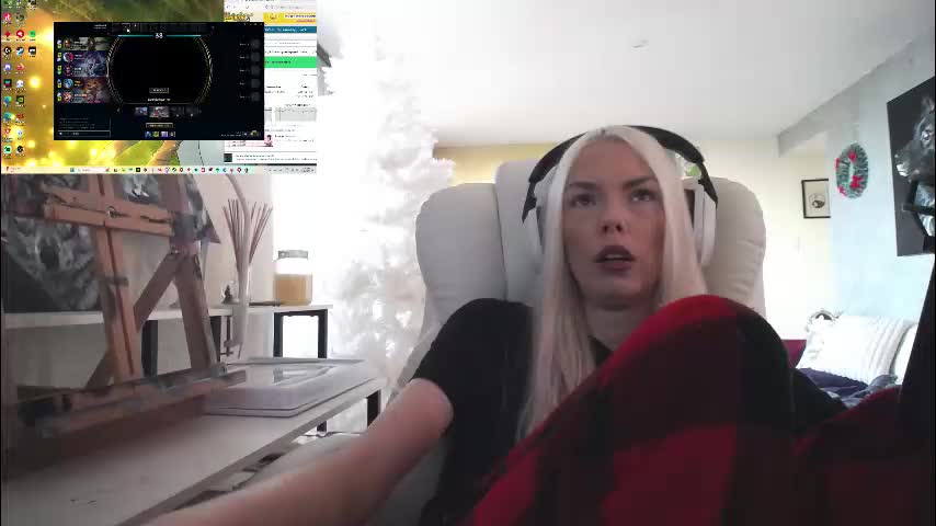 tinykylie Adult Chat December 2, 2025