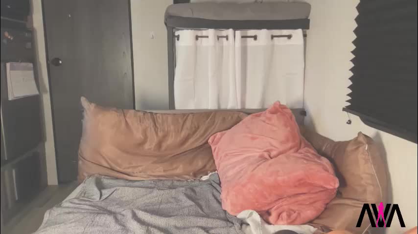 ava_west Adult Chat December 2, 2025