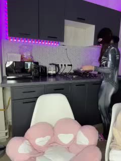 LallyRose Adult Chat December 2, 2025