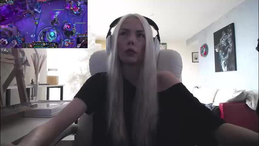 tinykylie Adult Chat December 2, 2025