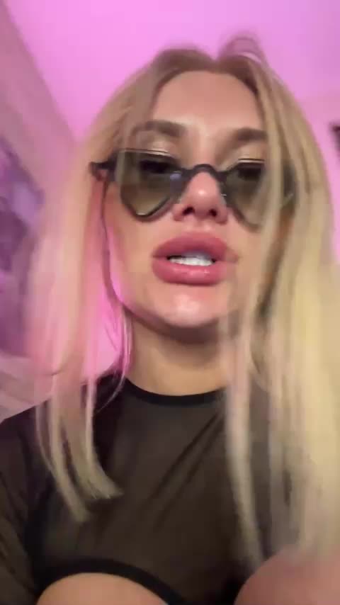 Tvoyasamka77 Adult Chat December 3, 2025