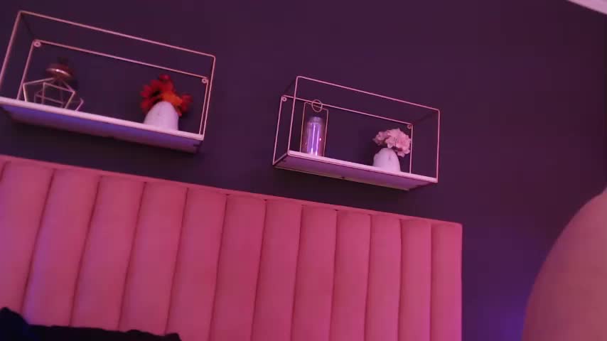 CrystalWoods94 Adult Chat December 2, 2025