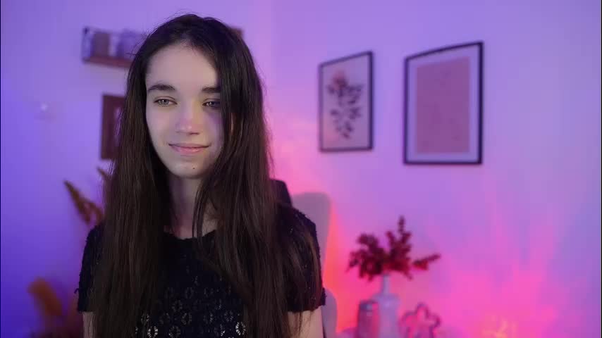 gia_paige18 Adult Chat December 2, 2025