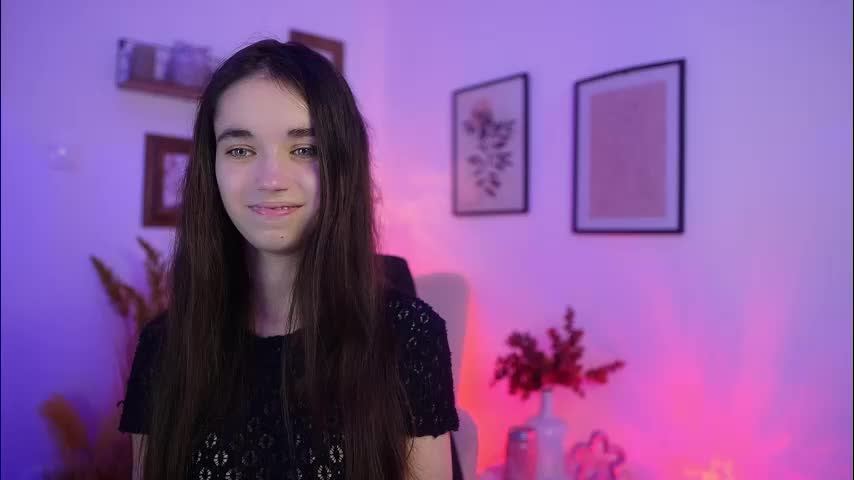 gia_paige18 Adult Chat December 2, 2025