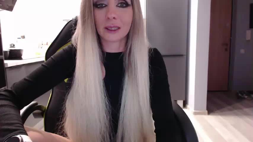 blondalina Adult Chat December 2, 2025