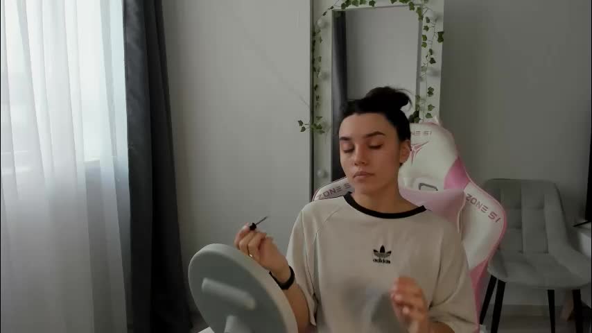 kesh_mne Adult Chat December 2, 2025